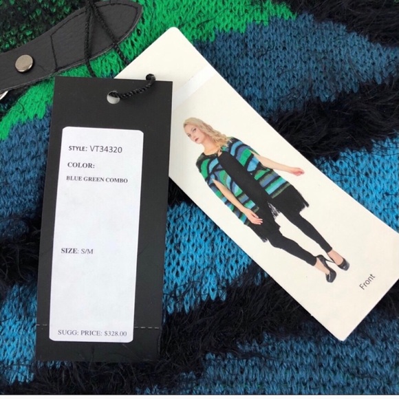 Vertigo Cozy Shawl Cape Poncho Shrug Sweater Fringe NEW Size Small Medium - Picture 7 of 10